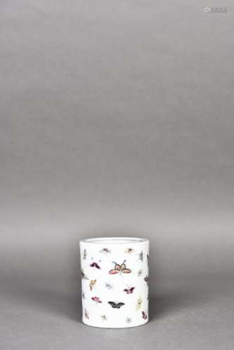 A FAMILLE ROSE 'BUTTERFLY' PORCELAIN BRUSH POT