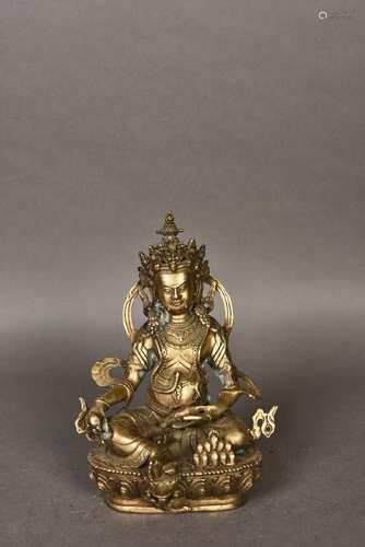 A GILT BRONZE SCULPTURE OF BUDDHA