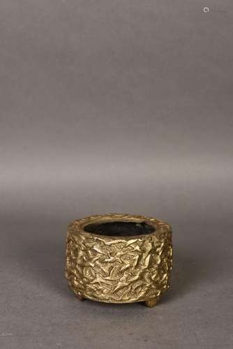 A CRANE PATTERN GILT BRONZE CENSER