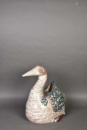 A FAMILLE ROSE PORCELAIN SCULPTURE OF DUCJ