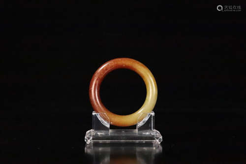 18-19TH CENTURY, A HETIAN JADE BANGLE, LATER QING DYNASTY.