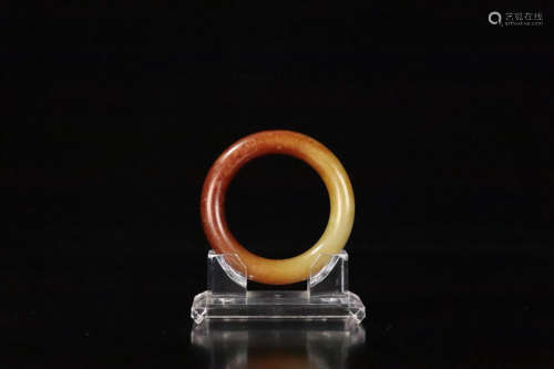 18-19TH CENTURY, A HETIAN JADE BANGLE, LATER QING DYNASTY.