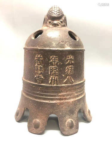 A FISH DESIGN IRON BELL, QING DYNASTY