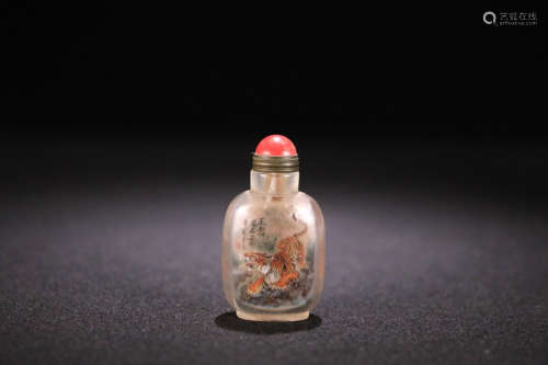 18-19TH CENTURY, A TIGER PATTERN CRYSTAL SNUFF BOTTLE, LATE QING DYNASTY
