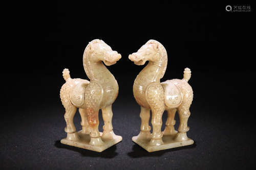 220BC-220AD, A PAIR OF HORSE DESIGN HETIAN JADE ORNAMENT, HAN DYNASTY