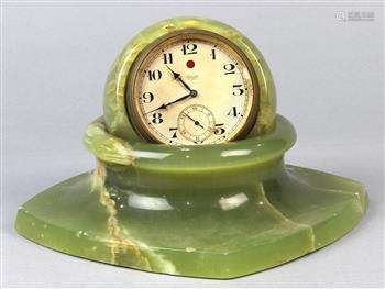 Green onyx Art Deco 8 day desk clock, by Zenith Watch Co., Switzerland, the spherical green onyx