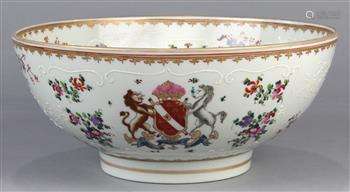 Chinese export porcelain centerpiece bowl, having floral reserve and white enamel accents, 10