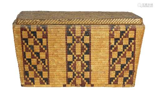 Native American Salish/Chehalis lidded storage suitcase basket, circa 1900, Thompson River,