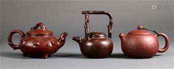 (lot of 3) Chinese zisha ceramic teapots, consisting of a plain one; the other two with branch