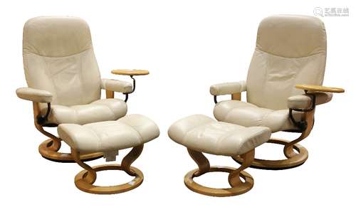 (lot of 4) J. E. Ekornes, 