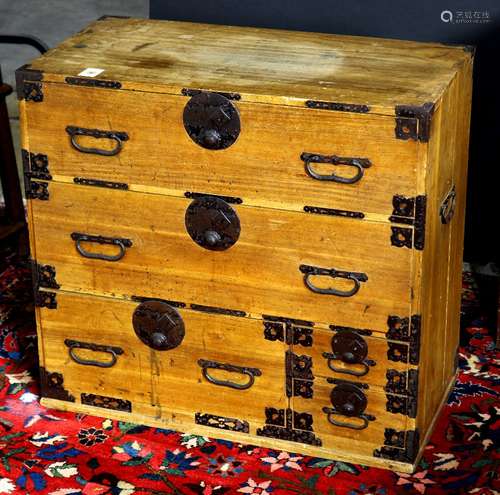 Japanese tansu chest, two long drawers above another drawer to the left and and two smaller