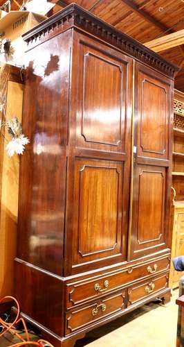 Georgian style Edwardian linen chest, executed in mahogany with brass mounts, the two door case