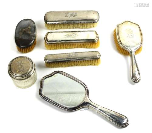 (lot of 7) German .800 silver mounted vanity set, comprising a hand mirror, 11