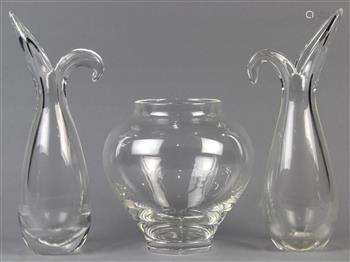 (lot of 3) Steuben glass vases, consisting of a pair of bud vases with a split foliate form rims,