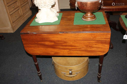 A Victorian mahogany Pembroke table with single drawer on turned legs 83cm