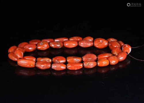 A OLD AGATE BEADS STRING BRACELET