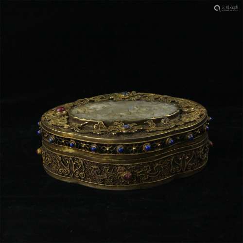 A Chinese Jade Inlaided Gilt Bronze Jewlery Box with Cover