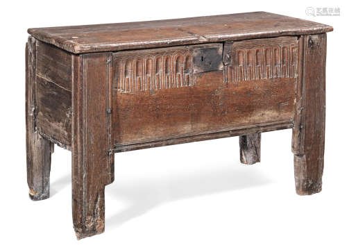 An Elizabeth I oak boarded 'clamp-front' chest, Welsh Borders, circa 1600
