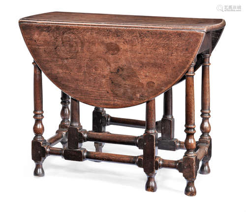 A late 17th/early 18th century joined oak gateleg occasional table, English, circa 1700