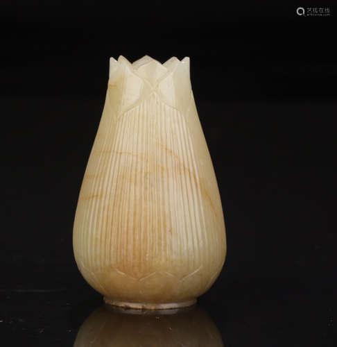 A HETIAN JADE CARVED MAGNOLIA SHAPED VASE