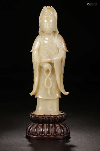 A HETIAN JADE CARVED GUANYIN BUDDHA