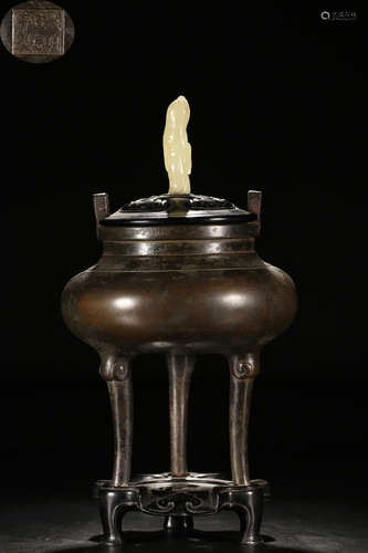 A BRONZE CASTED DOUBLE EAR TRIPOD CENSER