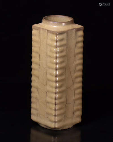 A SONG DYNASTY LONGQUAN YAO SQUARE BOTTLE