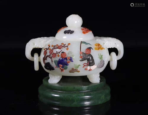 A HETIAN JADE CARVED GEM DECORATED EAR CENSER