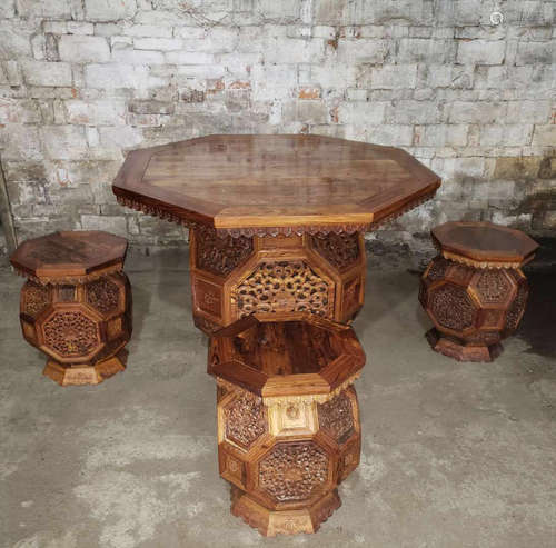 SET HUANGHUALI WOOD CARVED TABLE AND CHAIR