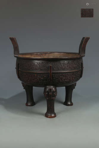 A BRONZE CASTED BEAST PATTERN TRIPOD CENSER