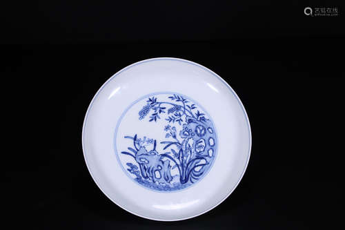 17-19TH CENTURY, A FLORAL PATTERN PORCELAIN PLATE, QING DYNASTY