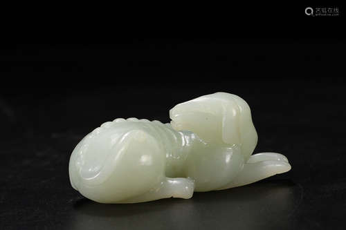 A DOG DESIGN HETIAN JADE ORNAMENT