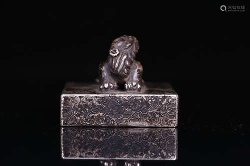 AN AUSPICIOUS ANIMAL DESIGN SILVER SEAL