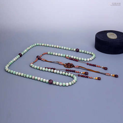 17-19TH CENTURY, AN IMPERIAL JADEITE ROSARY, QING DYNASTY