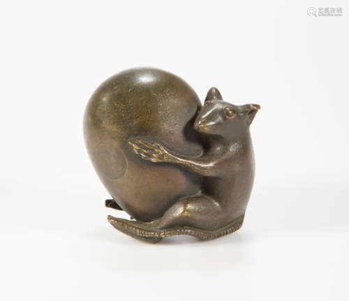A Meiji Japanese bronze okimono rat