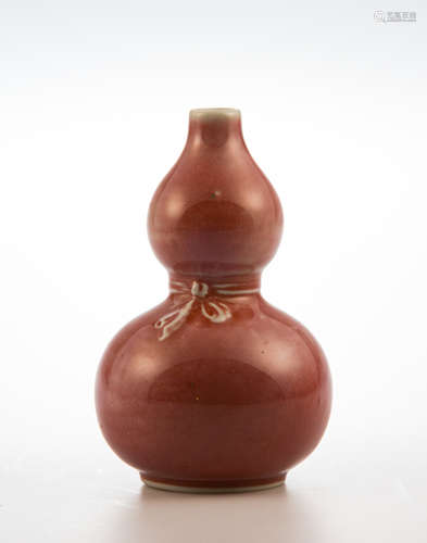 A Sang-de-boeuf porcelain red oxblood double gourd vase