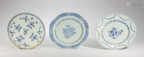 A group of three Chinese blue and white plates