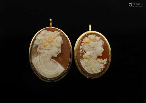 A group of two cameo pins / pendents with classical woman bust
