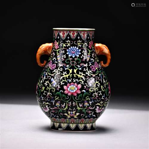 A CHINESE IMPERIAL BLACK-GROUND 'FAMILLE-ROSE' VASE