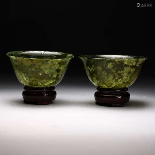 A Pair of  Spinach Jade Bowls