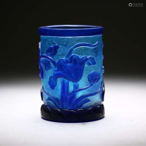 A Chinese Antique Peking Glass Brush Pot