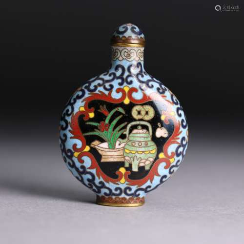 An Enamelled Bronze Snuff Bottle,Qing dynasty
