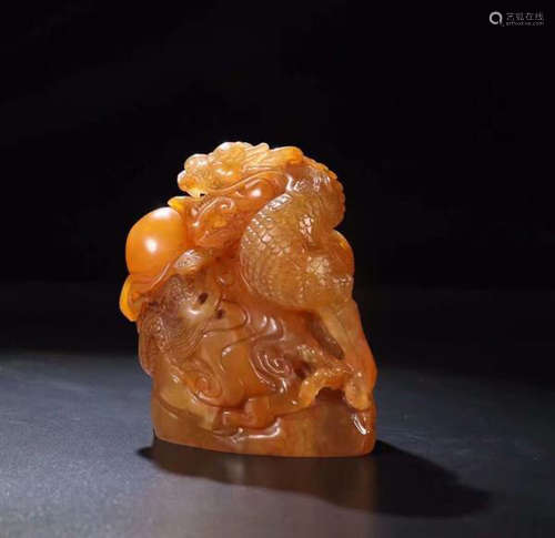 A TIANHUANG SEAL WITH DRAGON PATTERNED