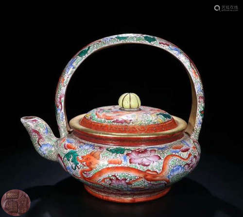 AN ENAMELED ZISHA TEAPOT IN DRAGON PATTERN WITH MARK