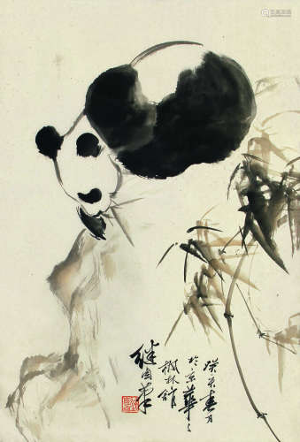 刘继卣 熊猫 纸本立轴