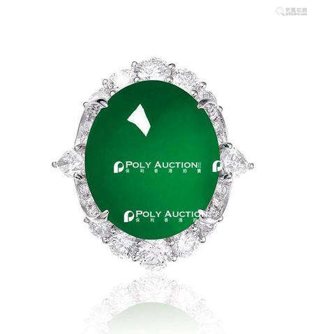 缅甸天然翡翠配钻石戒指