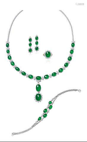 缅甸天然翡翠配钻石项链、戒指、耳环及手链套装