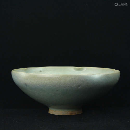 Chinese Jun Ware porcelain bowl.