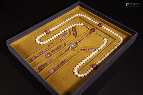 17-19TH CENTURY, A PEARL ROSARY, QING DYNASTY