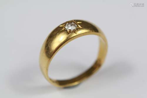 A Gentleman's 18ct Gold Diamond Solitaire Ring, size O, approx 4